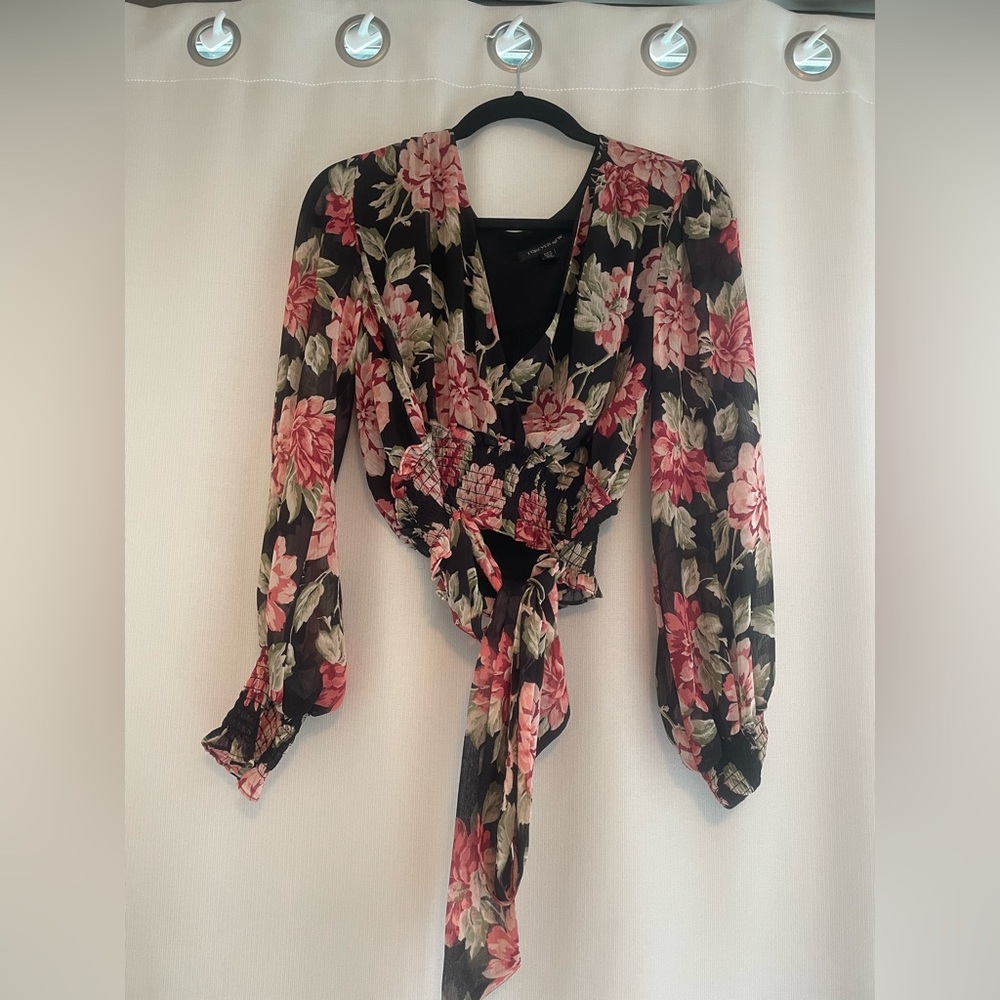 Cropped, floral long sleeve top from Like New (Australia)